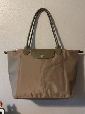 Longchamp Le Pliage Green Medium Nylon Tote Bag